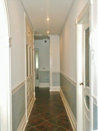 Quitar gotelé, alisado paramentos, empapelado formando zócalo